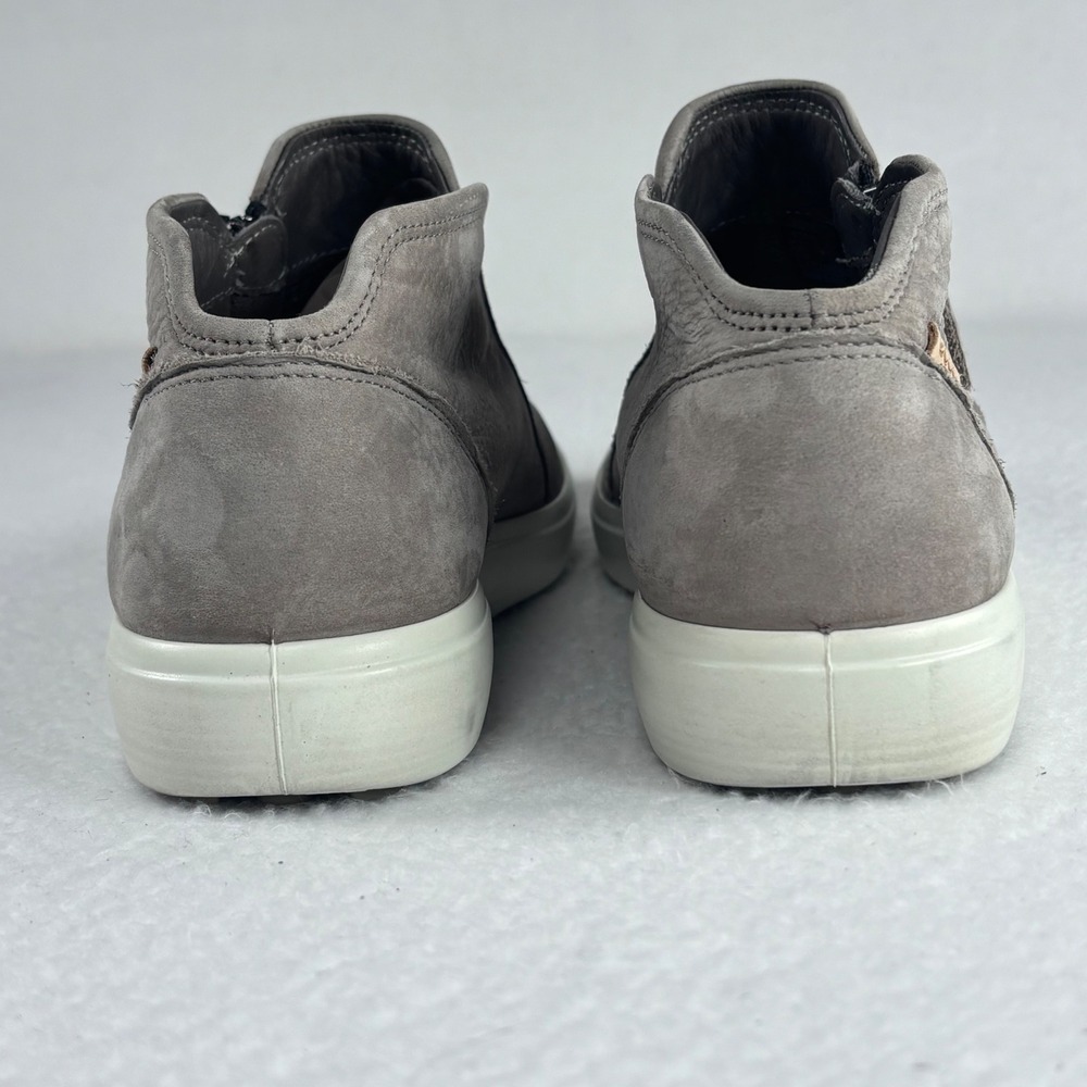 ECCO Soft 7 Bootie Women 11 Gray Nubuck Leather High Top Zip Ankle Sneaker - Picture 9 of 10
